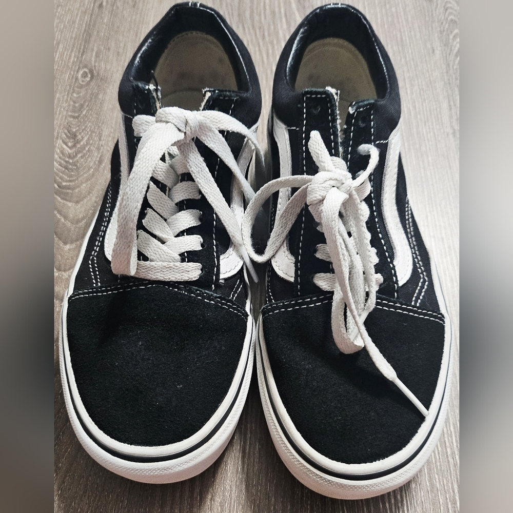 Vans Classic Old Skool Platform Suede Shoes Black/White size 6 womens & 4.5 mens - Picture 6 of 6